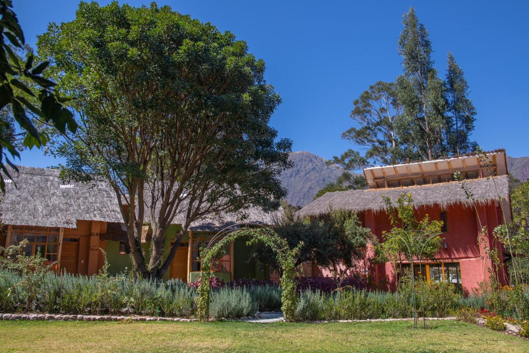 Arbol De La Vida Hotel Huaran Buitenkant foto